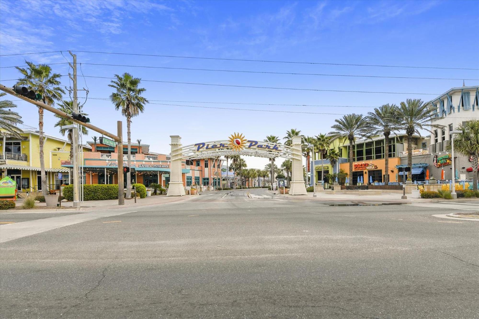 Apartment Cozy Hideaway, Sleeps 4! Steps To The Beach! Renovated 2021